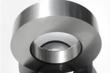 不銹鋼帶和不銹鋼板哪個貴？